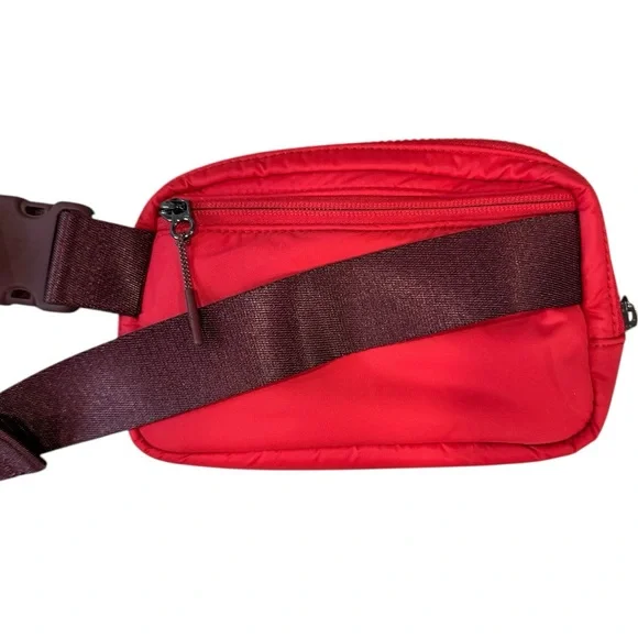 ❤️Lululemon❤️ Red Canada Olympic Limited Edition Belt Bag - Picture 3 of 7